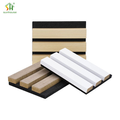 سعر جيد لوحة الحائط الصوتية الداخلية مربع لوحة الحائط الزخرفية المقاومة للصوت 20mm 25mm الانترنت