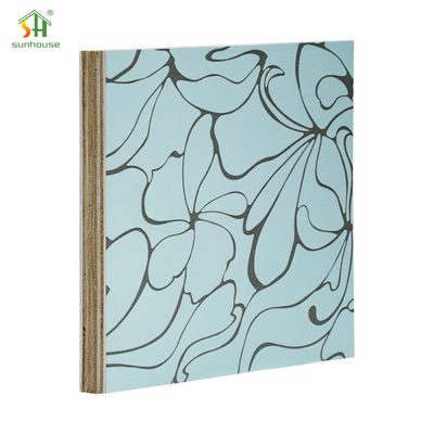 لوح ميلامين صديق للبيئة 1220x2440 مم منخفض المركبات العضوية المتطايرة (VOC) درجة أثاث لأثاث المكاتب