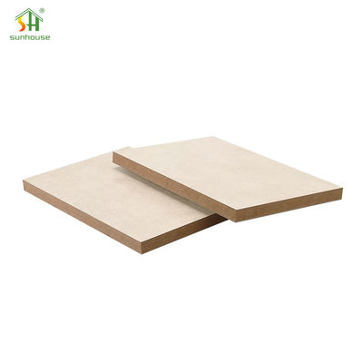 سعر جيد الميلامين MDF يستخدم الميلامين MDF Board الديكور الخارجي الداخلي لاستخدام تطبيق تشييد المباني الانترنت