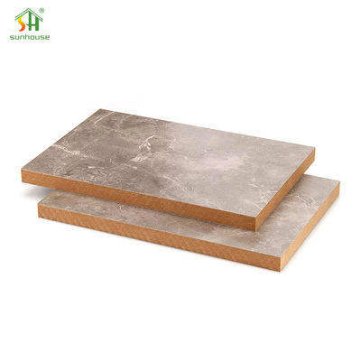 سعر جيد لوح ألياف MDF من الميلامين MDF للاستخدام في الديكور الخارجي الداخلي الانترنت